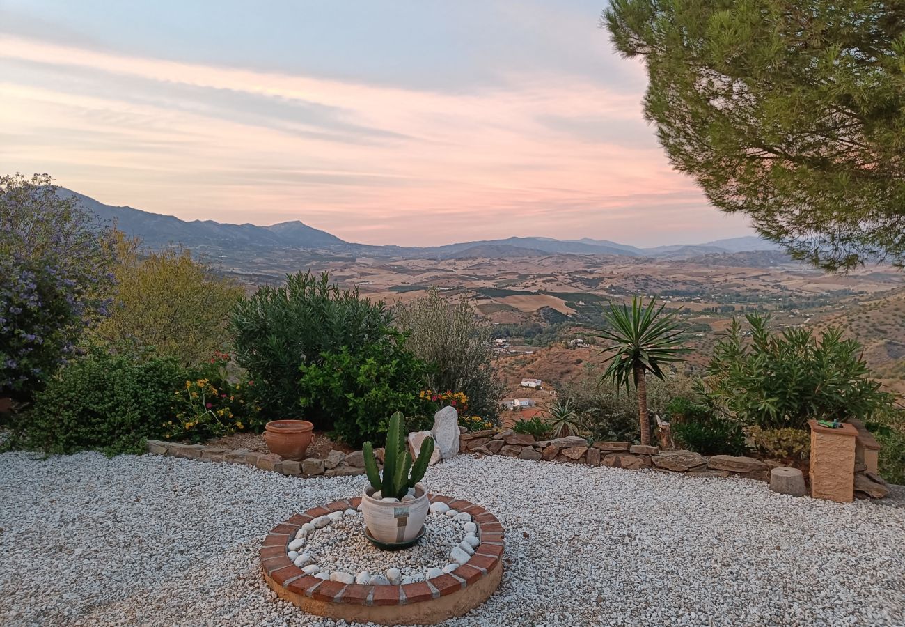 Villa in Guaro - Villa Casa del Barco