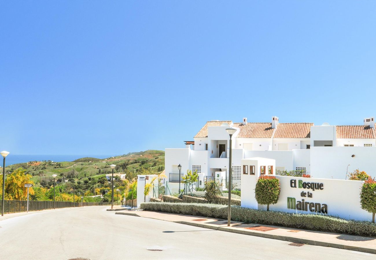 Apartment in Ojen - El Bosque de La Mairena